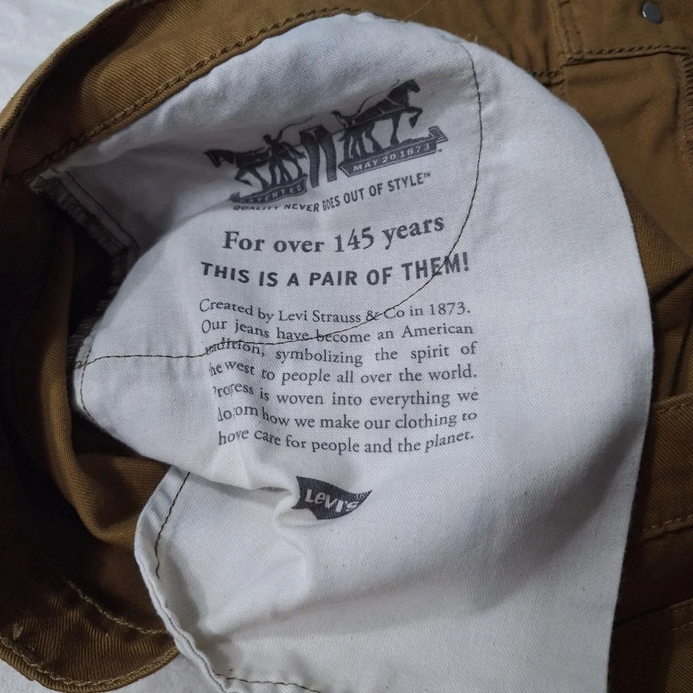 Levis 511  Khaki Slim Fit Cut Off Shorts Mens 42 BROWN Frayed Hem Denim
